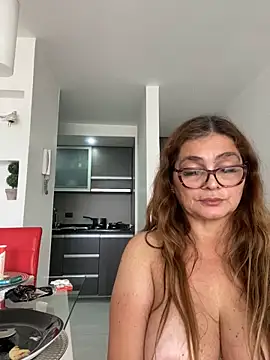 Snapshot of AntonellaAlondra4 chatting on March 2025 03:16:02 PM AntonellaAlondra4 online show from March 2025 03:16:02 PM