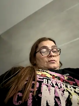 Snapshot of AntonellaAlondra4 chatting on November 2025 11:10:02 PM AntonellaAlondra4 online show from November 2025 11:10:02 PM