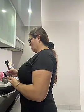 AntonellaAlondra4 online show from March 2026 02:00:02 PM