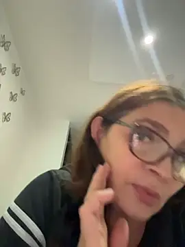 AntonellaAlondra4 online show from May 2026 02:49:02 AM