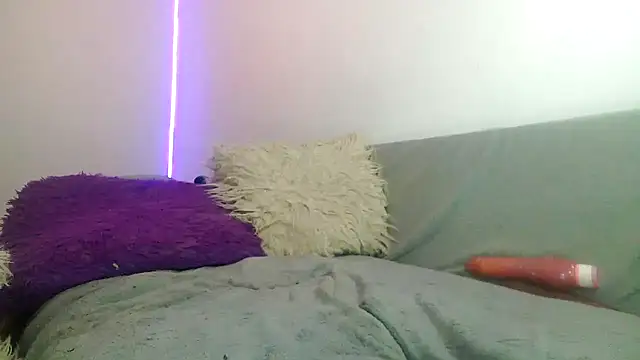 Snapshot of princesskitty111 chatting on February 2025 12:08:02 AM princesskitty111 online show from February 2025 12:08:02 AM