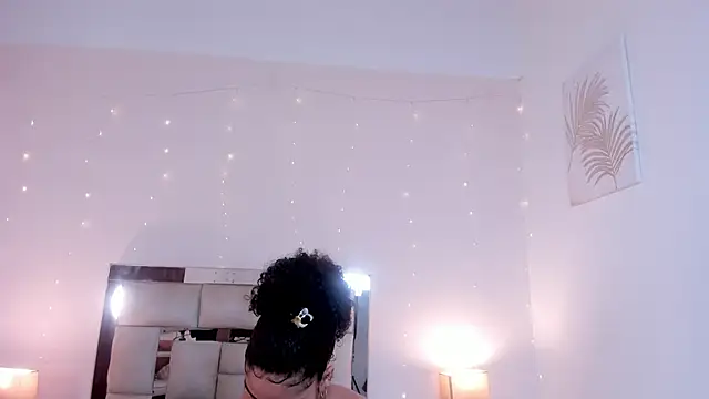 Snapshot of saraandstiven chatting on March 2025 03:02:02 AM saraandstiven online show from March 2025 03:02:02 AM