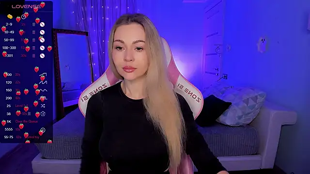 AdeleRoberts online show from December 2025 02:05:02 AM