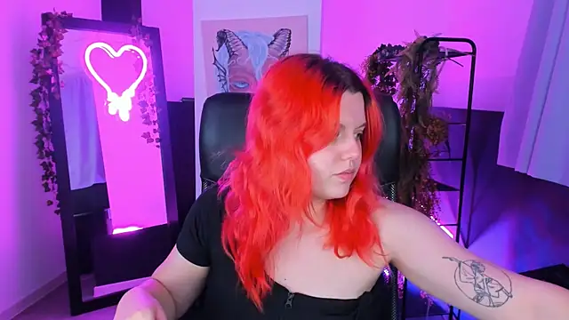 NielletaBlossom online show from February 2025 05:58:02 AM