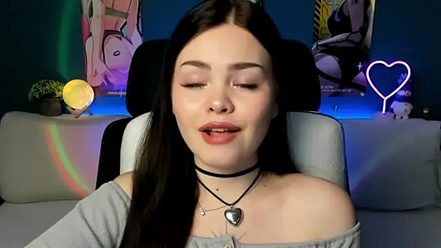 AkiraKatsu online show from December 2024 07:54:01 PM