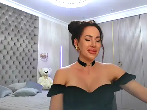 TianaPosh online show from January 2025 09:58:01 PM