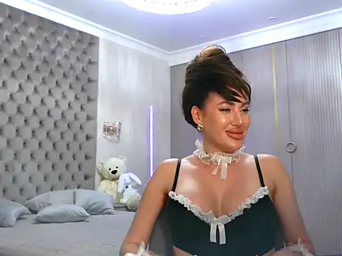 TianaPosh online show from February 2025 02:40:01 AM