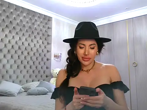 TianaPosh online show from March 2025 03:09:02 AM