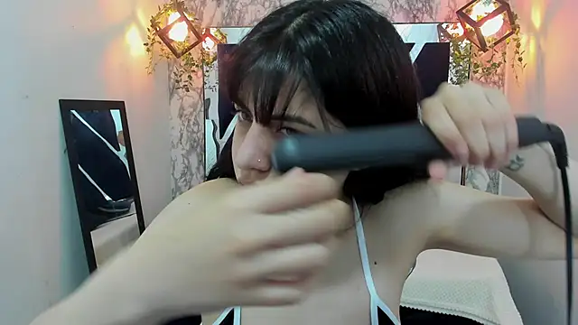 Violet m online show from December 2024 05:35:02 PM