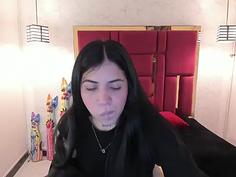 Violet m online show from September 2025 11:44:01 AM