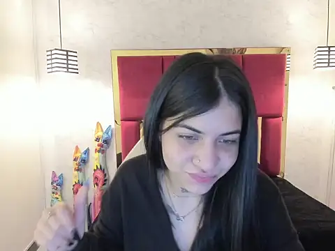 Violet m online show from September 2025 11:37:02 AM