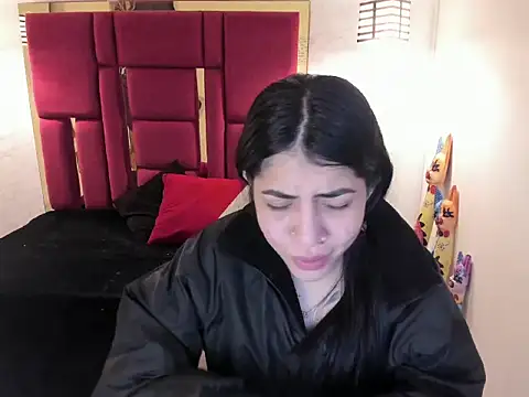 Violet m online show from October 2025 11:50:01 AM