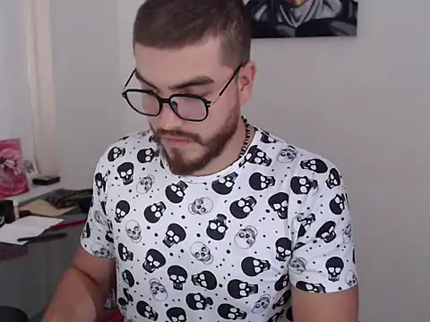 Dylanwish online show from October 2025 08:52:01 PM