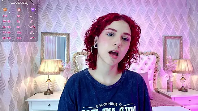 Snapshot of Ivy_Starr1 chatting on September 2025 01:35:01 PM Ivy Starr1 online show from September 2025 01:35:01 PM