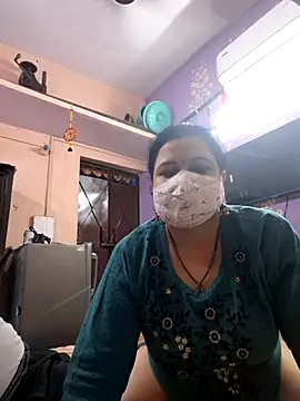 Snapshot of bobbyronak chatting on October 2025 07:29:02 PM bobbyronak online show from October 2025 07:29:02 PM