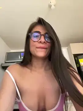 Snapshot of MariaIsabella8 chatting on March 2025 07:20:02 PM MariaIsabella8 online show from March 2025 07:20:02 PM
