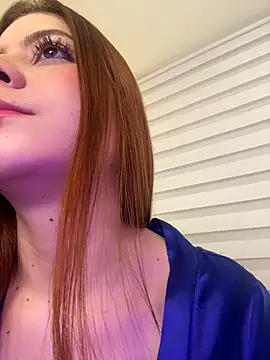 Snapshot of sara_sweet9 chatting on December 2024 05:52:01 PM sara sweet9 online show from December 2024 05:52:01 PM