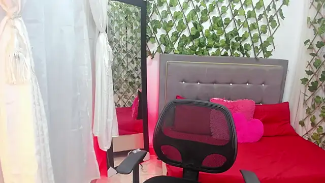 Snapshot of Sofia_agudelo chatting on September 2025 02:48:02 AM Sofia agudelo online show from September 2025 02:48:02 AM