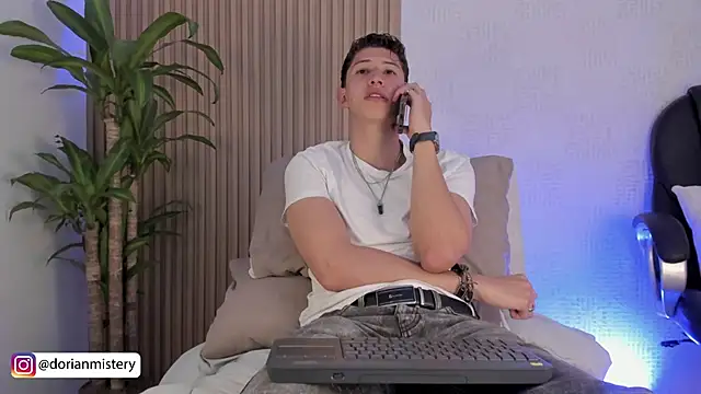 Dorianmistery2322  online show from September 2025 11:54:01 PM