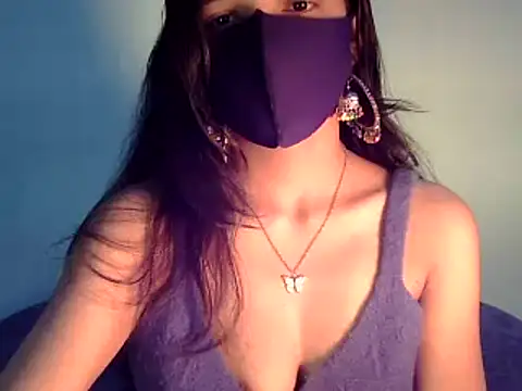 Snapshot of Cute_Alaina chatting on January 2025 10:49:02 PM Cute Alaina online show from January 2025 10:49:02 PM