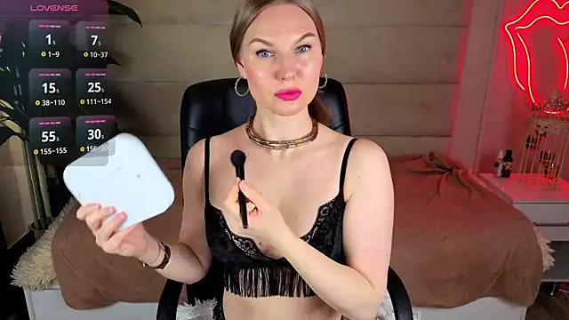 Angel Nikole online show from April 2026 01:23:02 AM