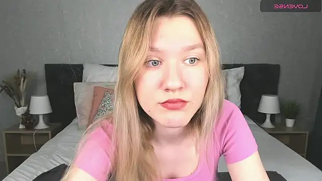 Snapshot of Mariel_Brown chatting on January 2025 07:41:01 AM Mariel Brown online show from January 2025 07:41:01 AM
