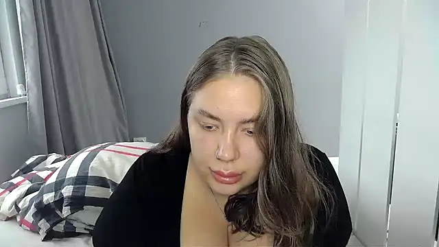 Snapshot of 96CHloe96 chatting on December 2024 05:26:01 AM 96CHloe96 online show from December 2024 05:26:01 AM