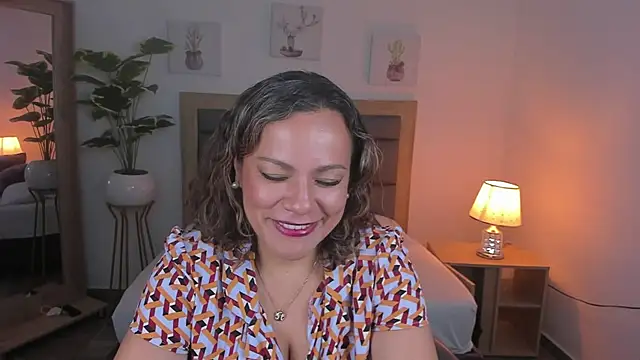 Snapshot of gipsela_gomez chatting on February 2025 07:30:01 PM gipsela gomez online show from February 2025 07:30:01 PM