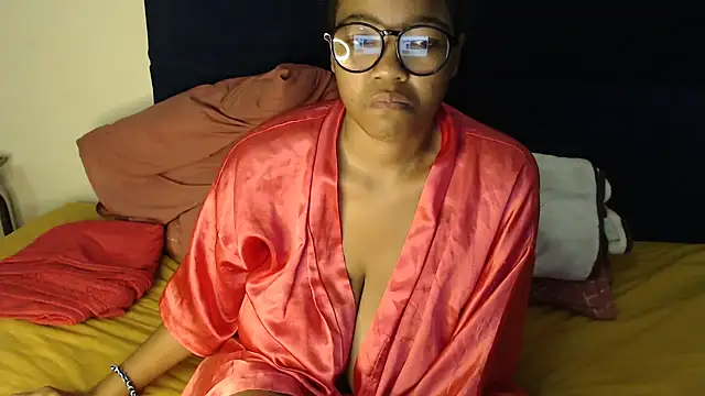 Busty-Londie online show from March 2025 08:27:01 AM