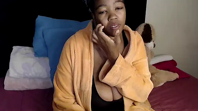 Busty-Londie online show from March 2026 06:47:02 PM