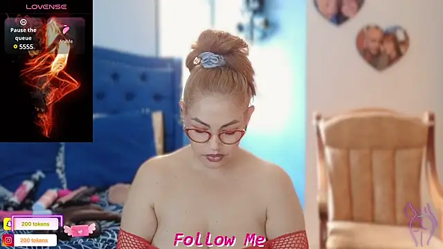 QueenYsuRey online show from March 2025 04:40:02 PM