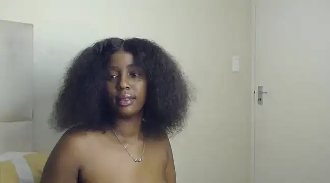 Spicey-Cheekss online show from December 2024 10:03:02 PM