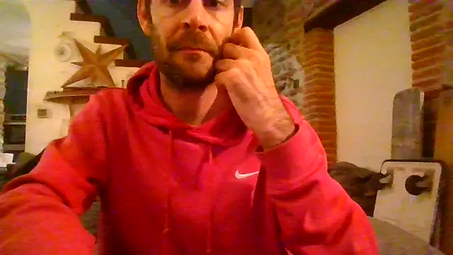 Snapshot of Vespa_Crabo chatting on March 2026 05:46:02 AM Vespa Crabo online show from March 2026 05:46:02 AM