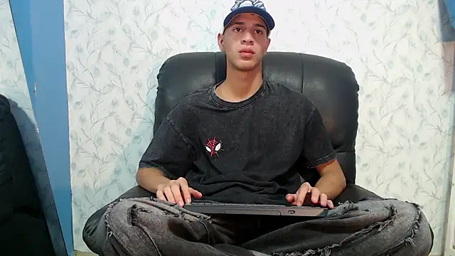 Tyler Rodriguez online show from February 2026 01:16:01 PM