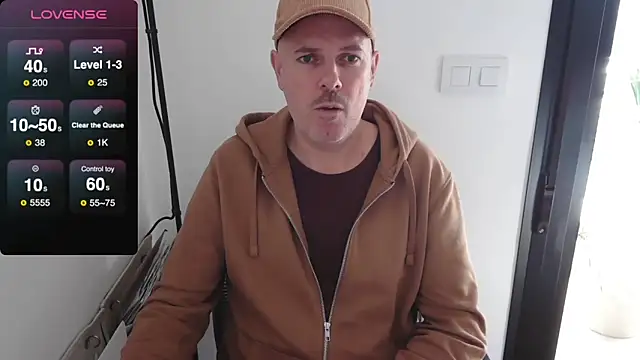 Snapshot of Francesco-ES chatting on December 2024 10:19:02 AM Francesco-ES online show from December 2024 10:19:02 AM