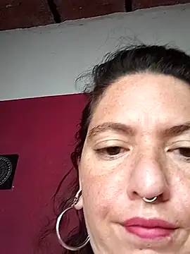 sweetbabyass online show from November 2025 07:03:03 PM