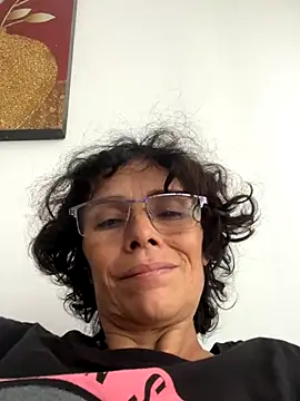 MireyaTorresGu online show from December 2025 10:05:01 PM