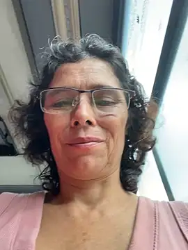 Snapshot of MireyaTorresGu chatting on April 2026 08:20:02 PM MireyaTorresGu online show from April 2026 08:20:02 PM