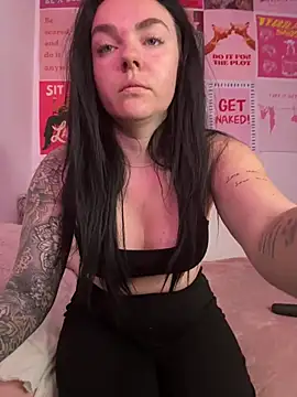 Snapshot of yorkshiregal chatting on February 2026 06:41:02 AM yorkshiregal online show from February 2026 06:41:02 AM