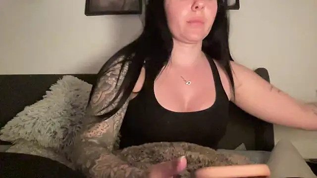 Snapshot of yorkshiregal chatting on February 2026 08:38:01 PM yorkshiregal online show from February 2026 08:38:01 PM