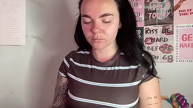 yorkshiregal online show from May 2026 06:30:02 AM
