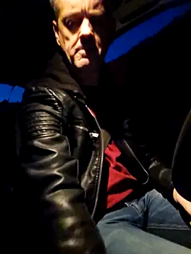 Hectorthyssen1 online show from November 2025 04:40:01 PM