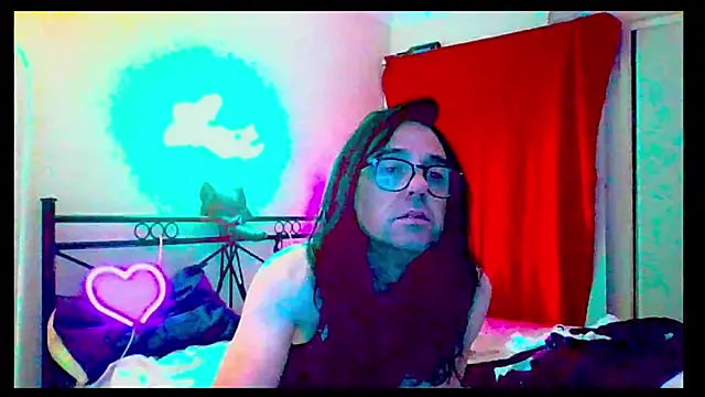 Snapshot of ingrid1982 chatting on April 2026 02:47:01 PM ingrid1982 online show from April 2026 02:47:01 PM