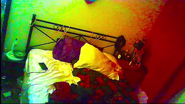 Snapshot of ingrid1982 chatting on May 2026 06:35:02 PM ingrid1982 online show from May 2026 06:35:02 PM