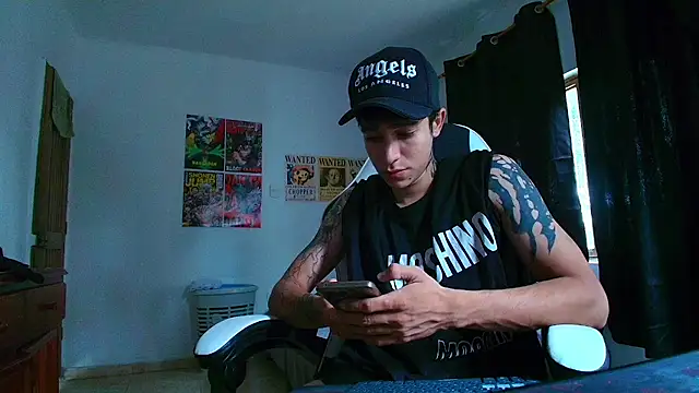 Snapshot of Zacktk7 chatting on February 2025 05:07:01 PM Zacktk7 online show from February 2025 05:07:01 PM