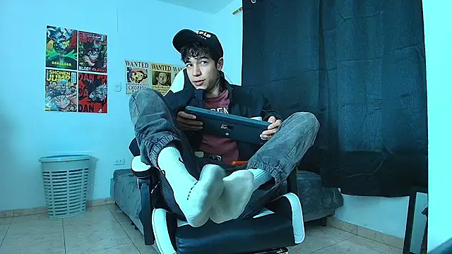 Snapshot of Zacktk7 chatting on February 2025 08:03:01 PM Zacktk7 online show from February 2025 08:03:01 PM