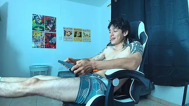 Snapshot of Zacktk7 chatting on February 2025 11:04:02 PM Zacktk7 online show from February 2025 11:04:02 PM