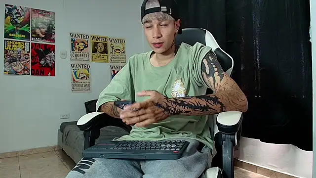 Snapshot of Zacktk7 chatting on March 2025 06:32:01 PM Zacktk7 online show from March 2025 06:32:01 PM