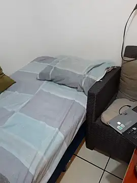 Snapshot of miketripi420 chatting on December 2024 12:07:01 AM miketripi420 online show from December 2024 12:07:01 AM