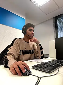 Ryan-hot online show from January 2026 01:14:01 PM